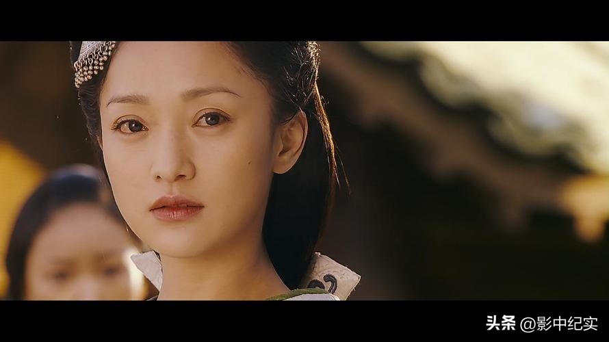 张柏芝周迅对比,周迅和张柏芝混合的长相