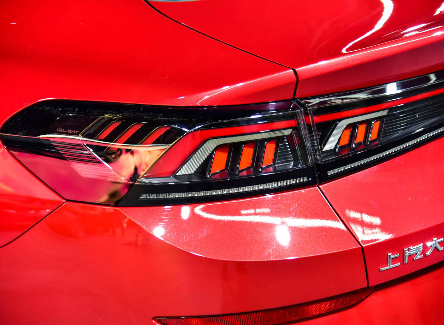 豪华的奢适宽体轿跑变豪华了上汽大众全新凌渡L正式亮相