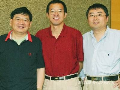 俞敏洪新东方捐款1000万,俞敏洪回忆新东方内斗