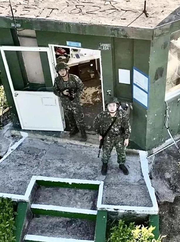 台军将发通缉令抓投诚士兵，台军：他掌握重要情报！我们要还吗？