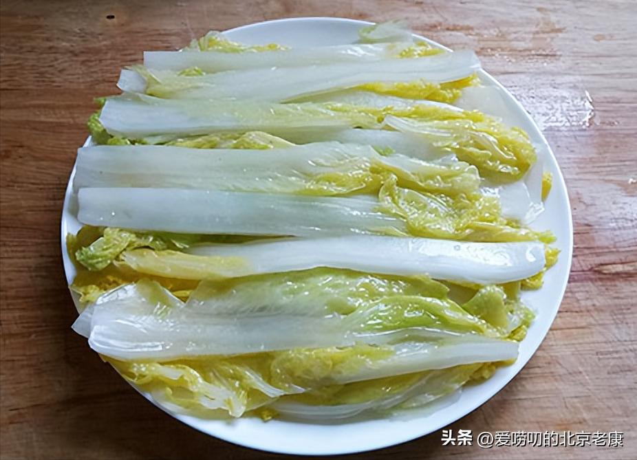 香辣娃娃菜配什么菜好吃,娃娃菜金针菇的做法香辣