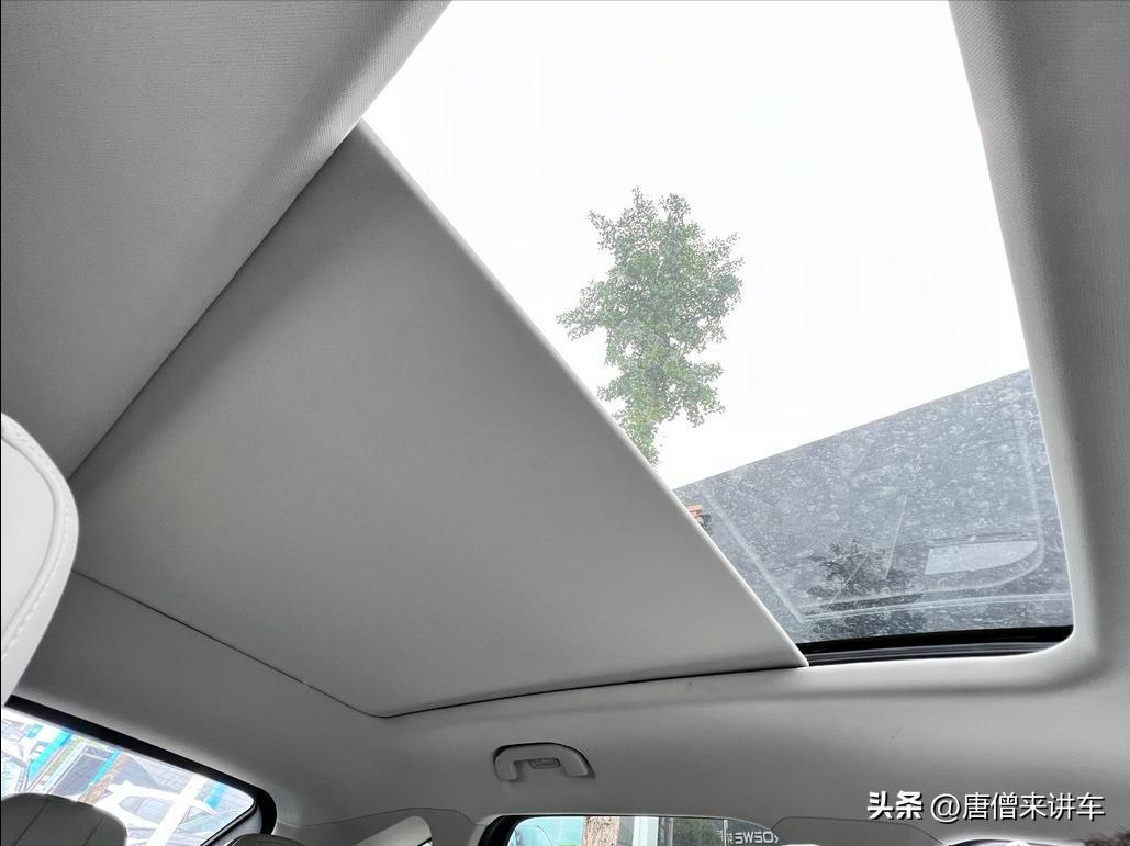 试驾星途瑶光和特斯拉modely，到底买哪款最划算？