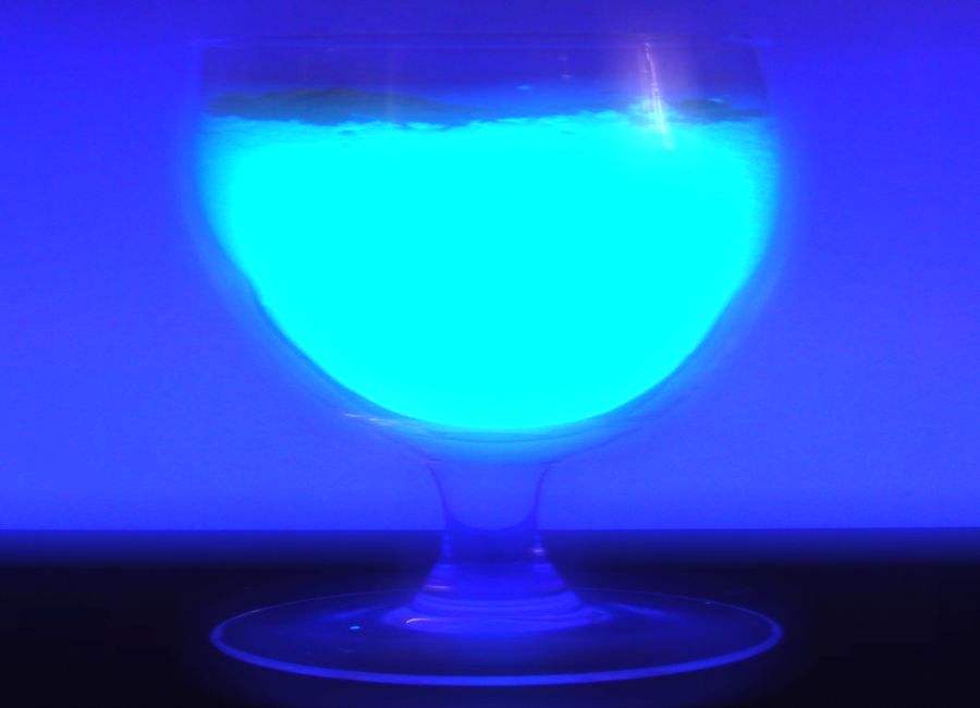 22岁女孩吃感冒药不幸离世,女子不幸中毒身亡