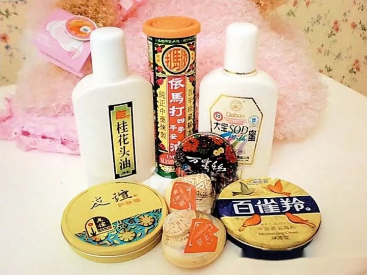 10件就差把“穷”写在包装上的国货，能承包你一个夏天的美