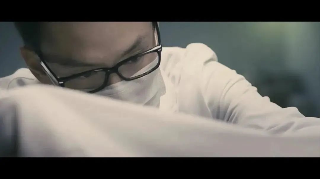 wenno:男医生直播妇科手术，全网围观，我看到最恶心的一幕……