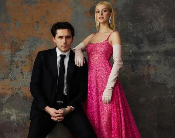 小贝儿子软饭硬吃！丢700万代言，甘心倒插门，有了媳妇忘了娘