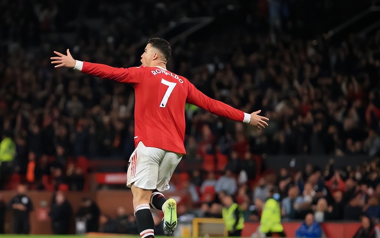 c罗2米65头球挑战谁能带走1000磅,c罗头球历史第一