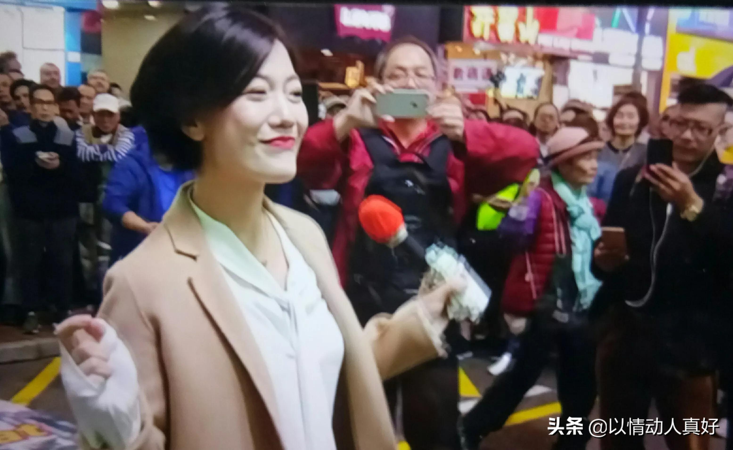 李谷一评价龙婷,龙婷和李谷一的难忘今宵视频