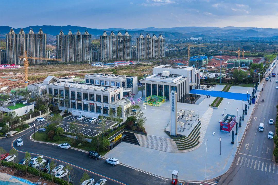 昆明这个楼盘进度慢遭投诉,新城控股房地产质量问题