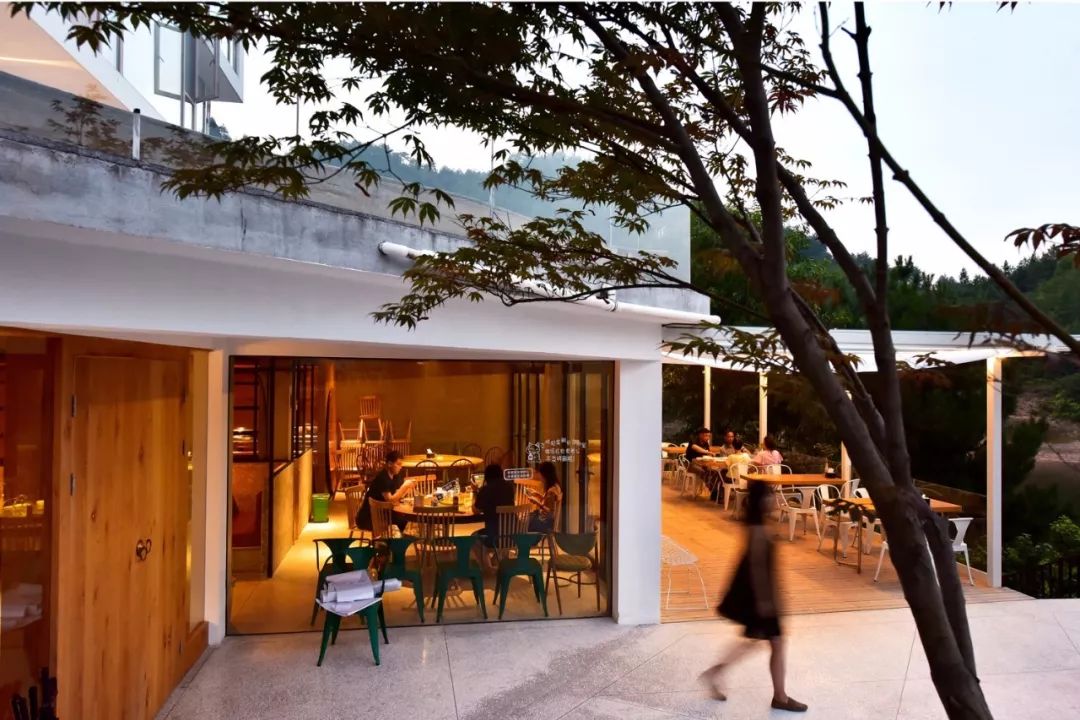 杭州出发2h,睡进千岛湖畔6家美宿，避开人群赏湖景山色丨南方民宿