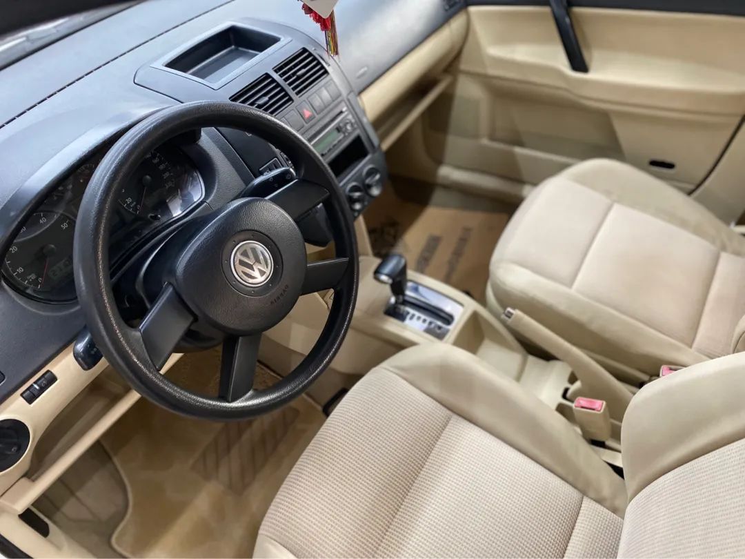 老款大众polo拆解内饰全过程,旧polo翻新视频