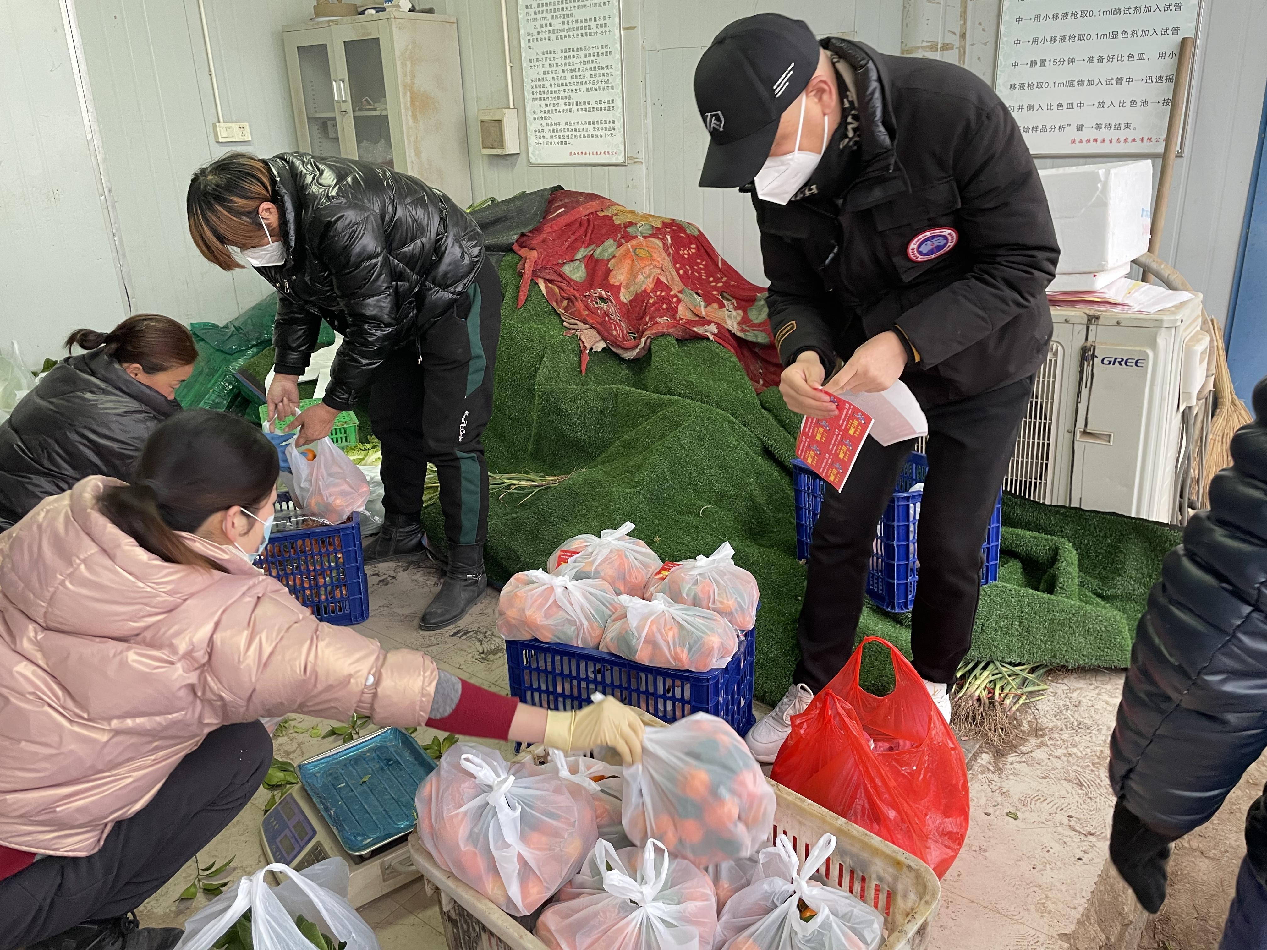 村小二视频,农村小二打工生活