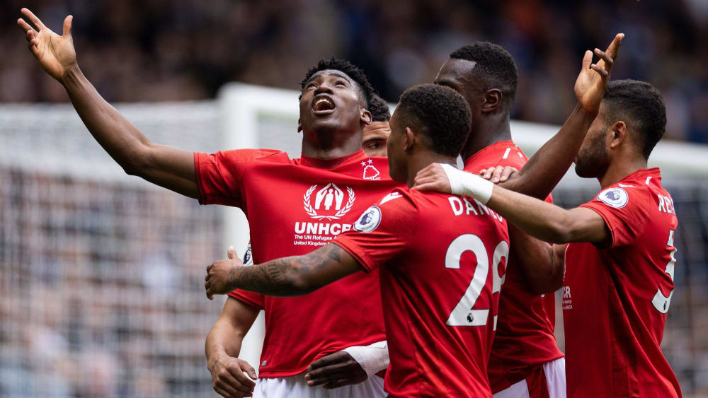 拜仁德甲争冠失去主动权,拜仁主场5-0领先萨尔茨堡