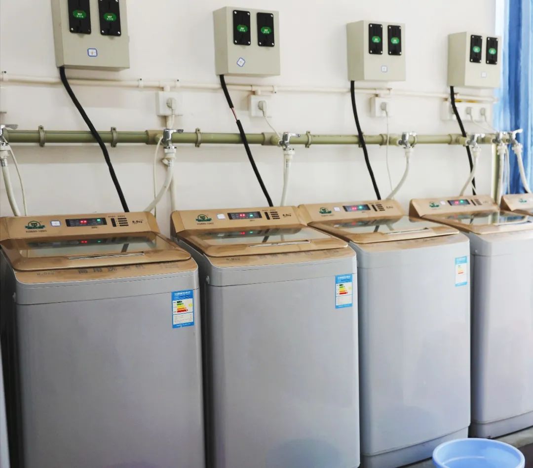 绵阳南实中学实验学校和南山双语,绵阳南山中学实验学校