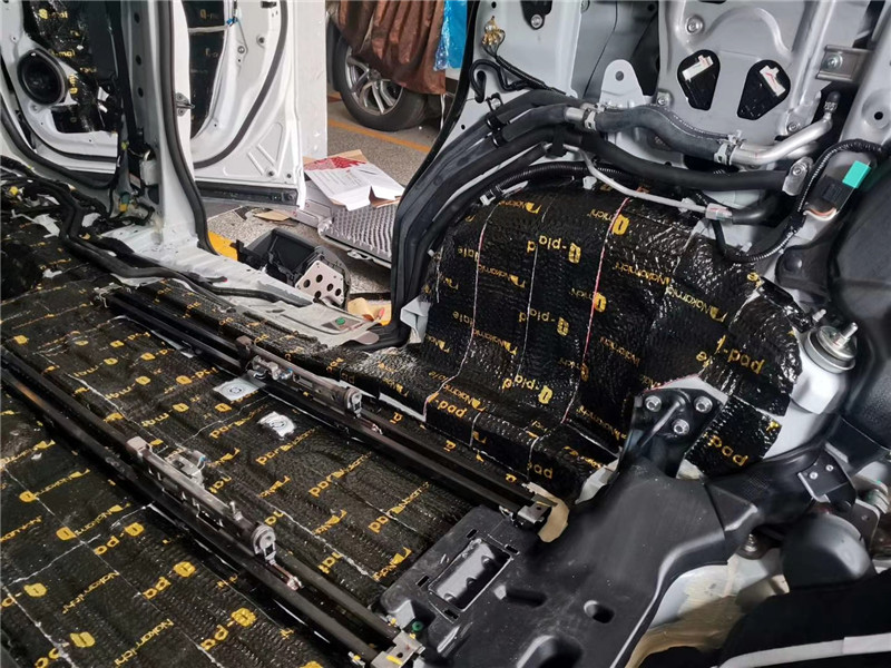 12款奥德赛汽车音响隔音安装教学,本田奥德赛中门隔音改装方案