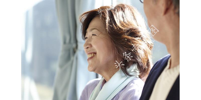 女人过了五十岁,衰老飞快,日常坚持七个好习惯,六十岁也不老