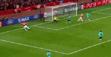 天外飞仙罗本,范佩西天外飞仙英超