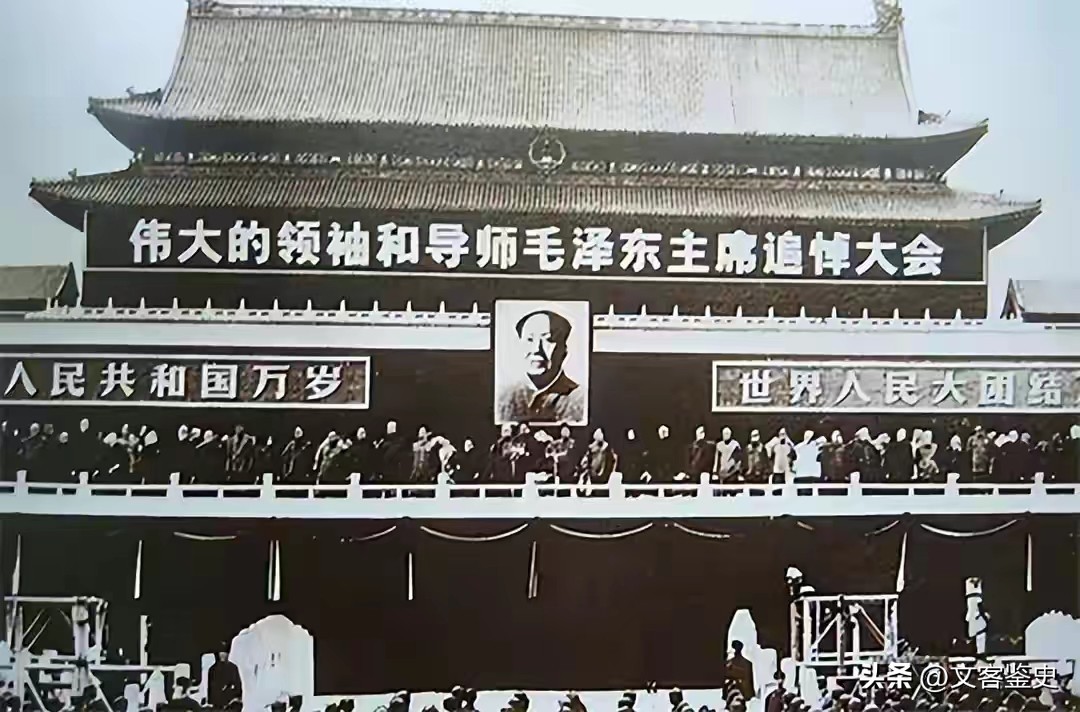 毛主席逝世46年，遗体为何至今栩栩如生面色红润？不只是药物作用