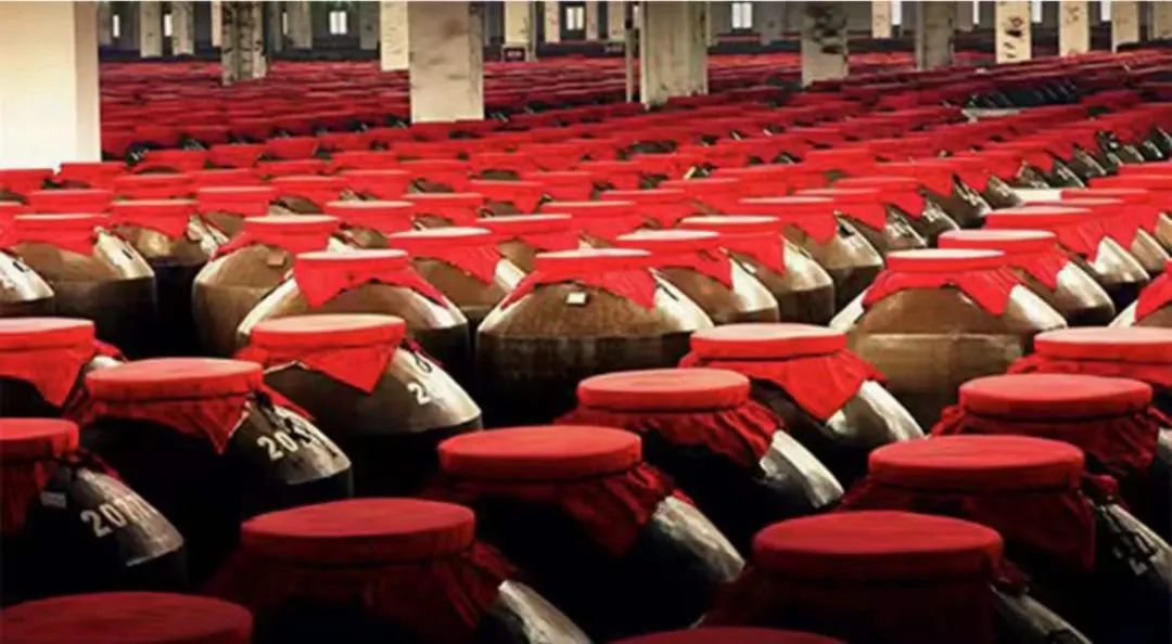 花冠鲁雅香9年品鉴酒,花冠鲁雅香是纯粮酒吗