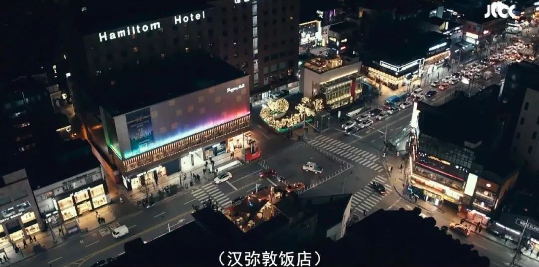 梨泰院事故分析,梨泰院事故现场前后对比