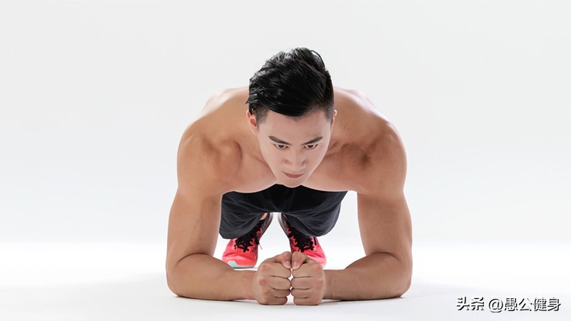 十分钟的平板支撑是个什么水平,平板支撑能坚持1分钟是什么水平