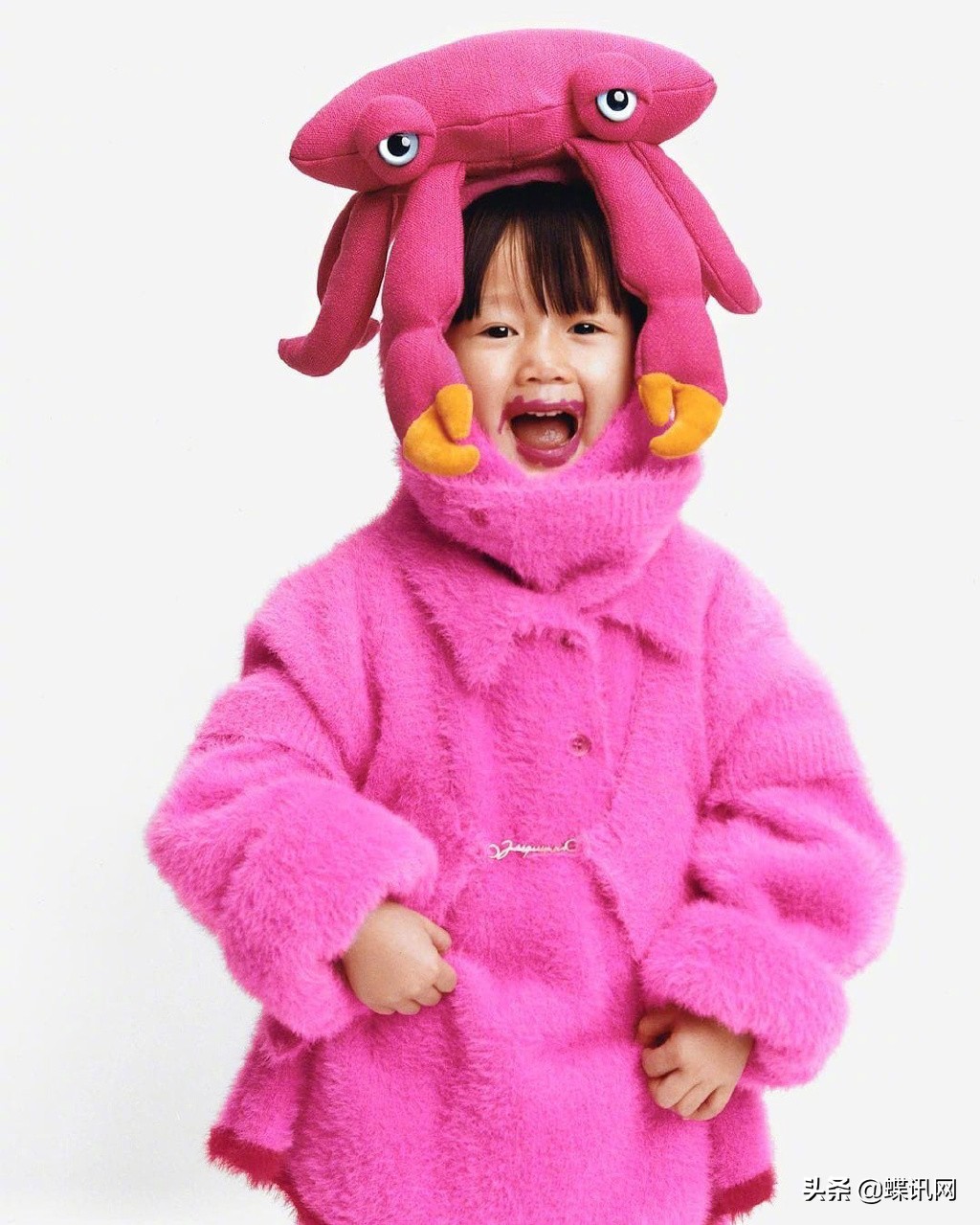 jacquemus2021女装发布会,jacquemus秋冬巴黎时装周