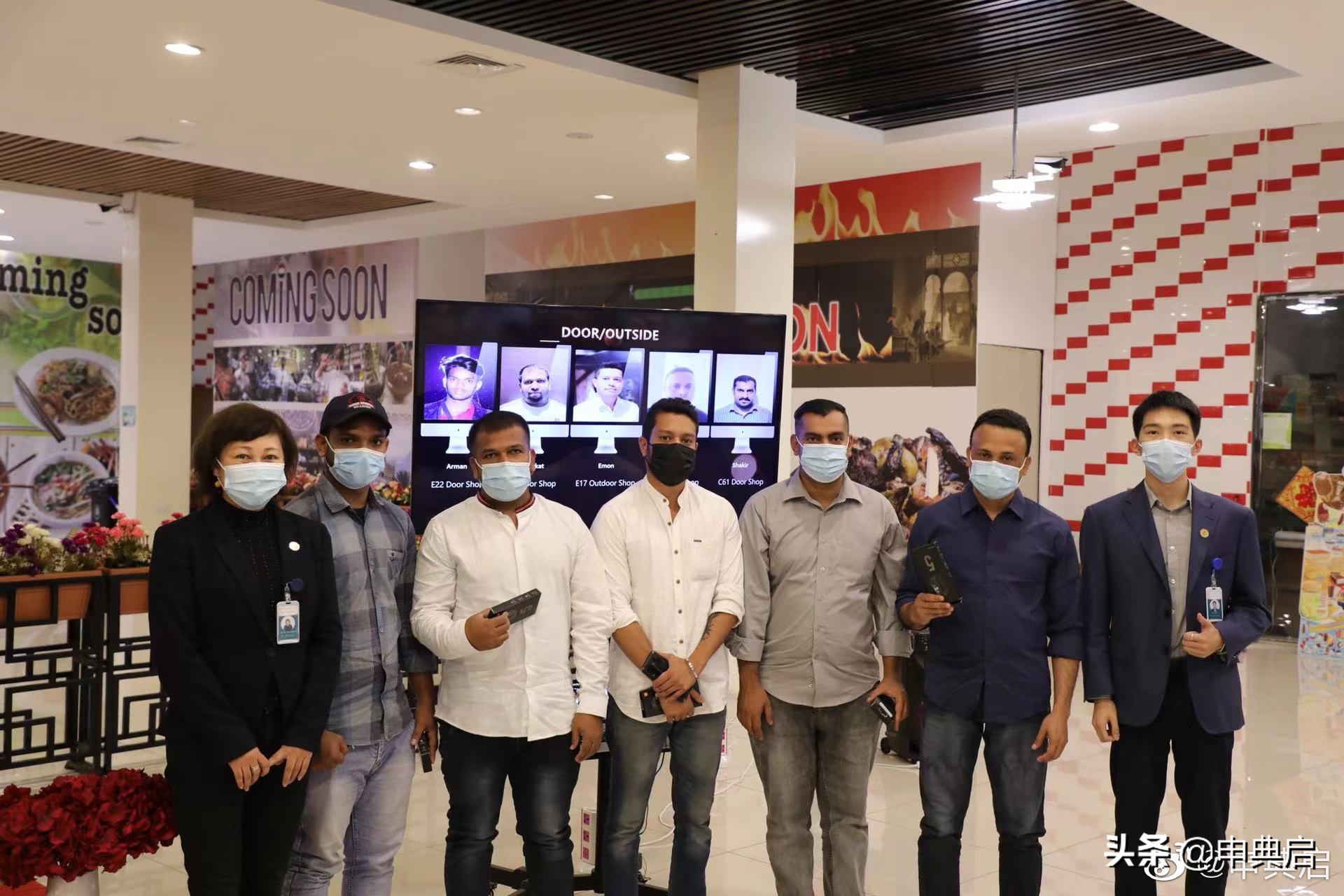 被派驻阿曼的小金：阿曼物资奇缺，连家具都要飞广州买