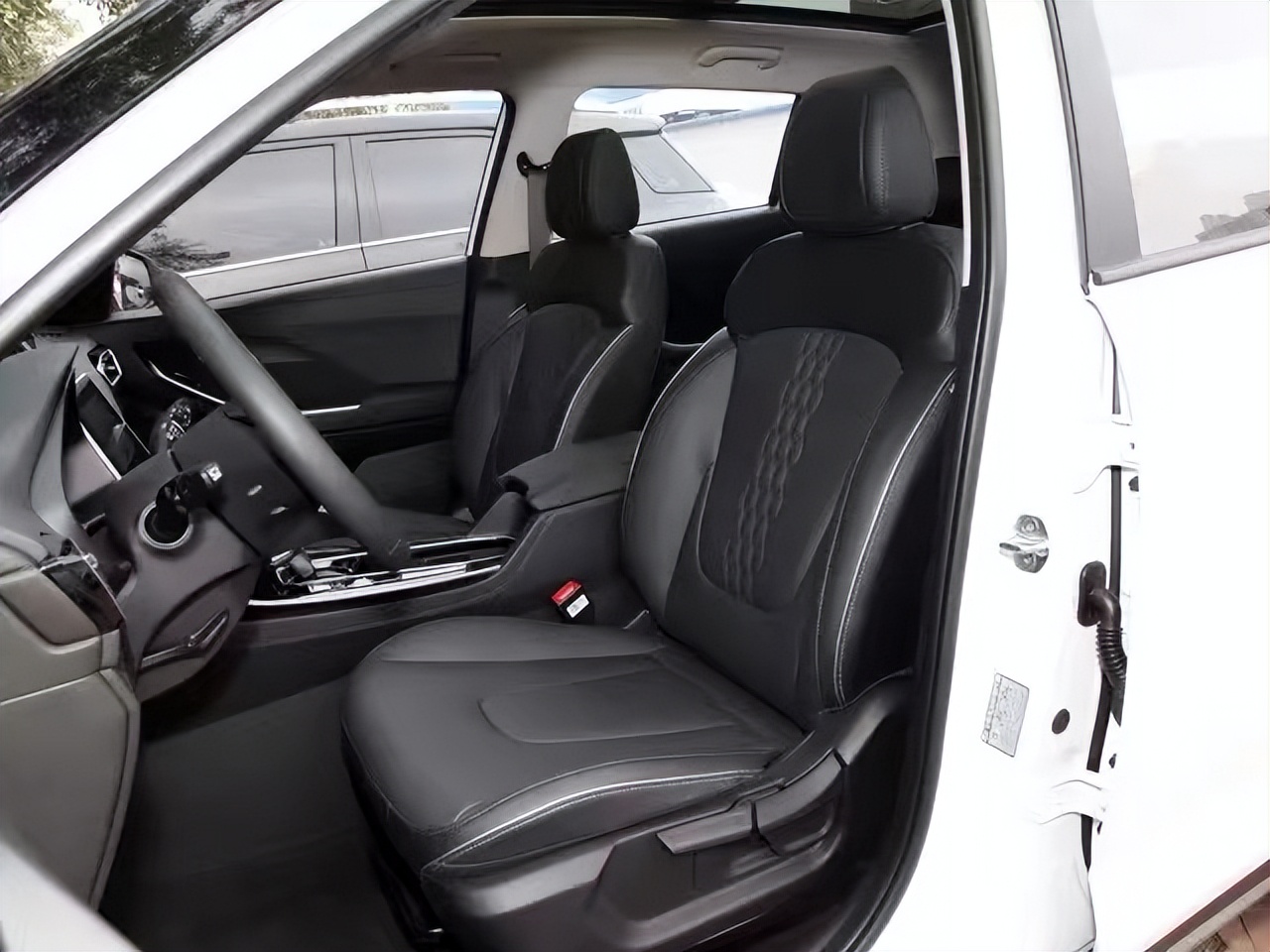 10万元级家用suv这三款车谁更适合,这3款合资suv家用正合适