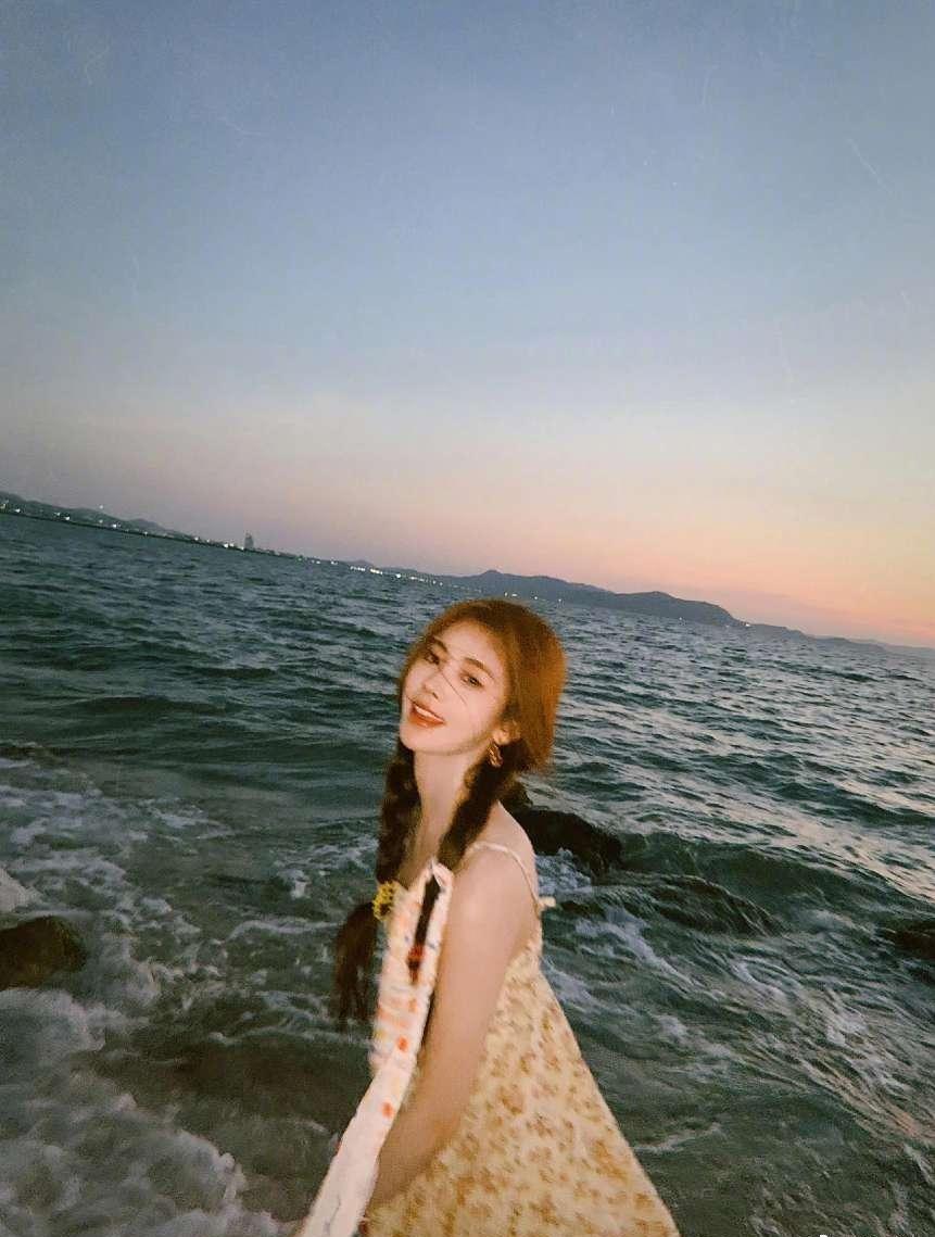 鞠婧祎赵丽颖角色混剪,鞠婧祎和赵丽颖的合拍视频