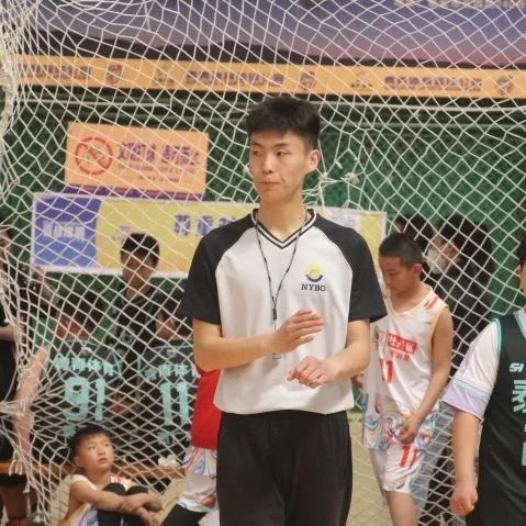 nybo全国赛裁判员,nybo总决赛女裁判