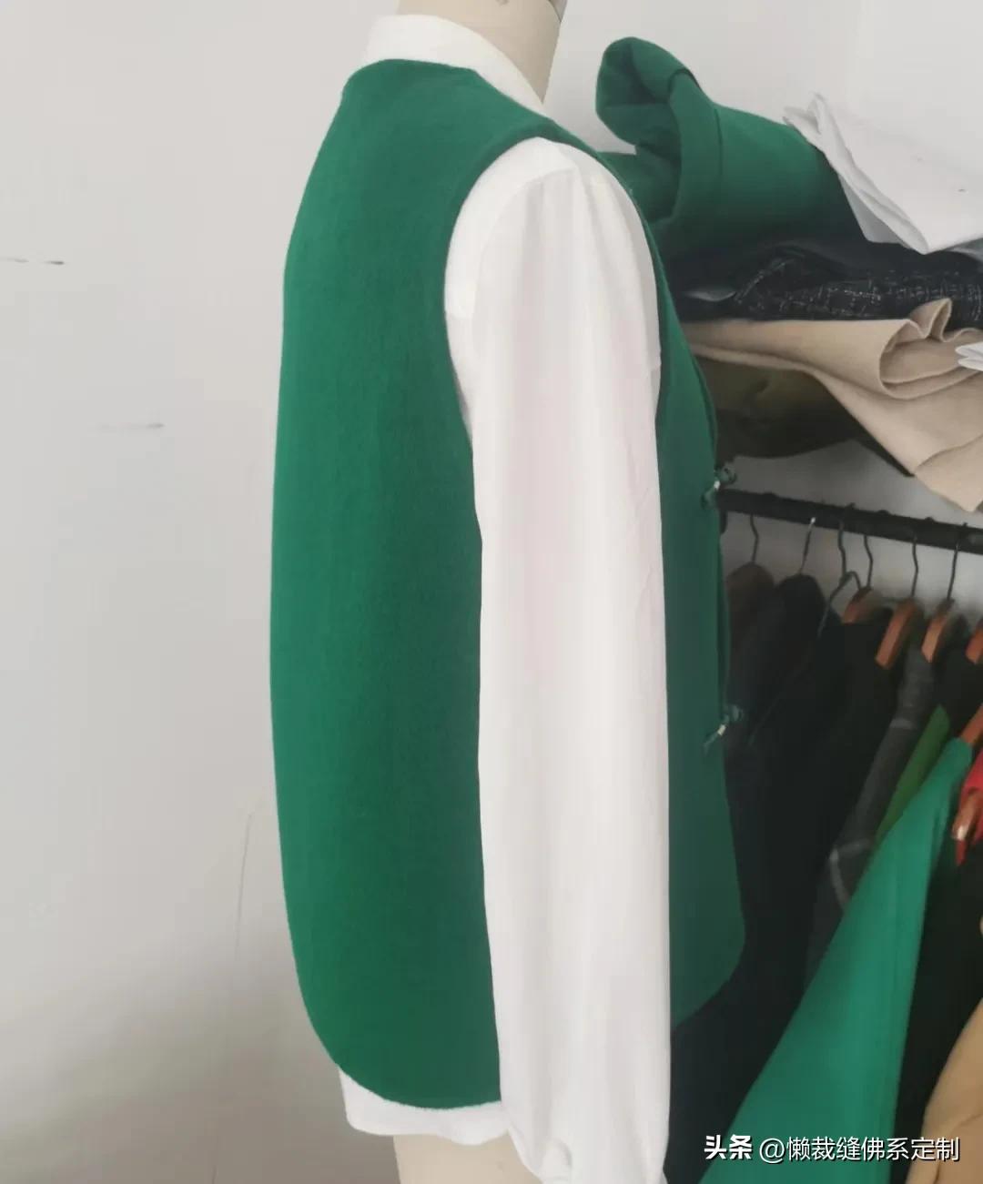 女式羊绒休闲马甲裁剪视频,双面羊绒马甲最新款裁剪图