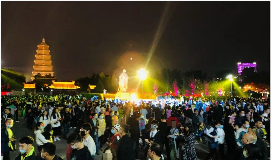 十一长假早已不像你想象中的图片,十一长假壮观景象