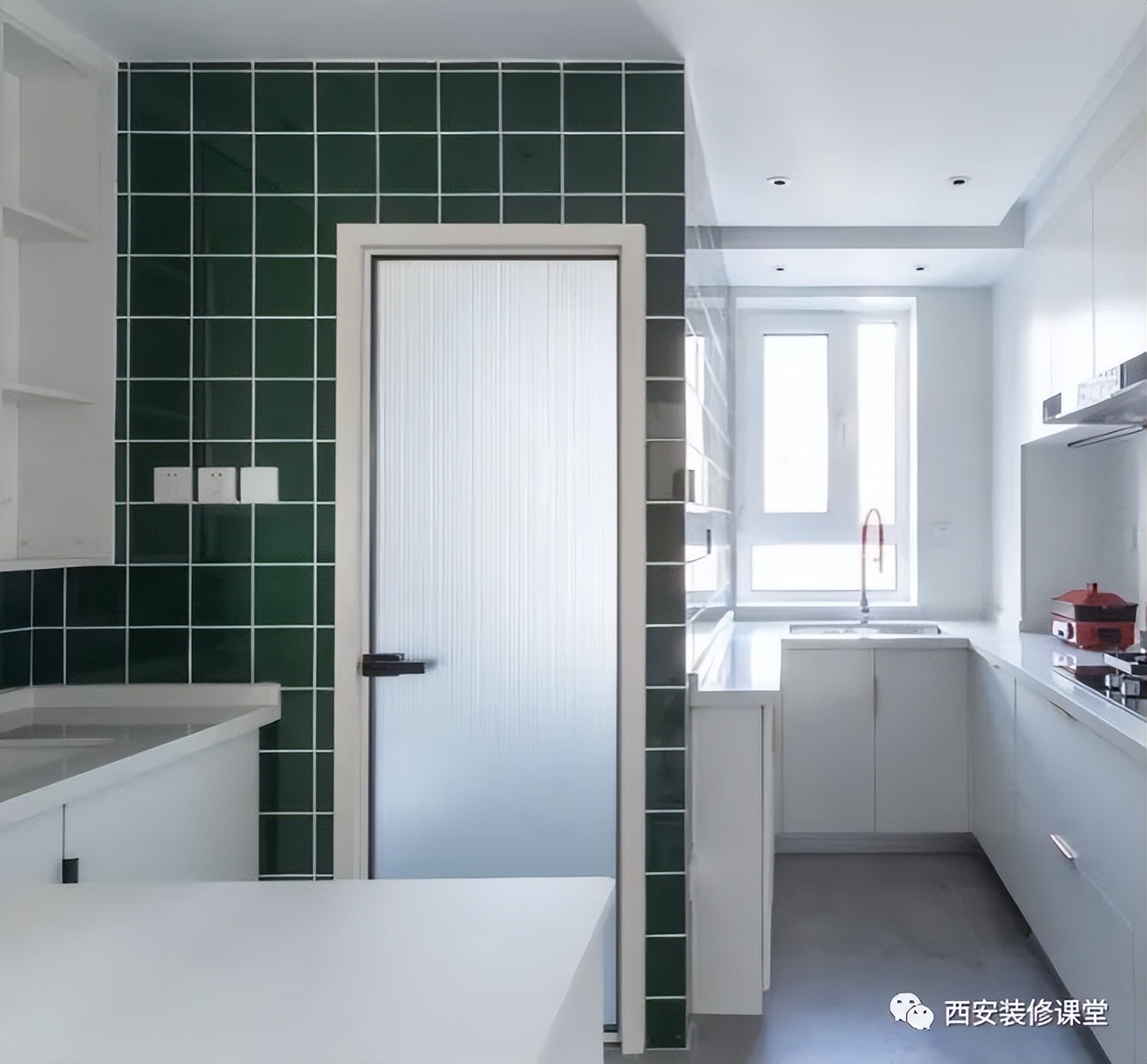 玻璃门下坠蹭地怎么处理,家里玻璃门关不上了怎么修