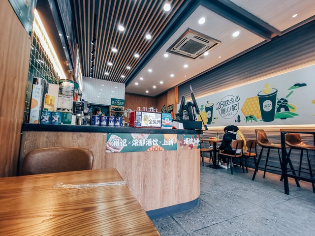 00后大学生返乡创业开蛋糕店,27岁创业开蛋糕店