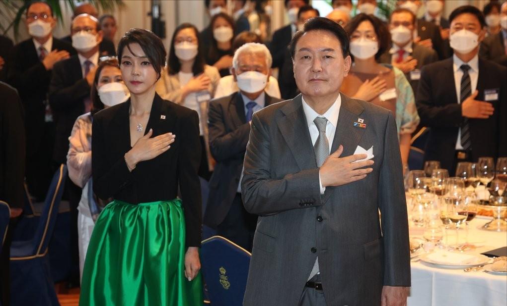 韩国第一夫人出访美国,韩国第一夫人首次晚宴