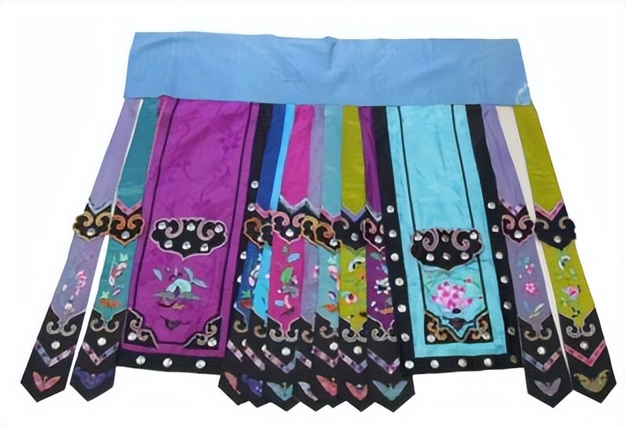 迪奥抄袭中国马面裙的影响,迪奥抄袭马面裙背后现象