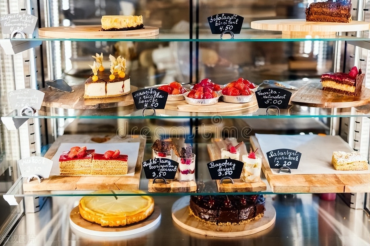 开一家零食店一年赚100万,杭州零食店一年能赚多少