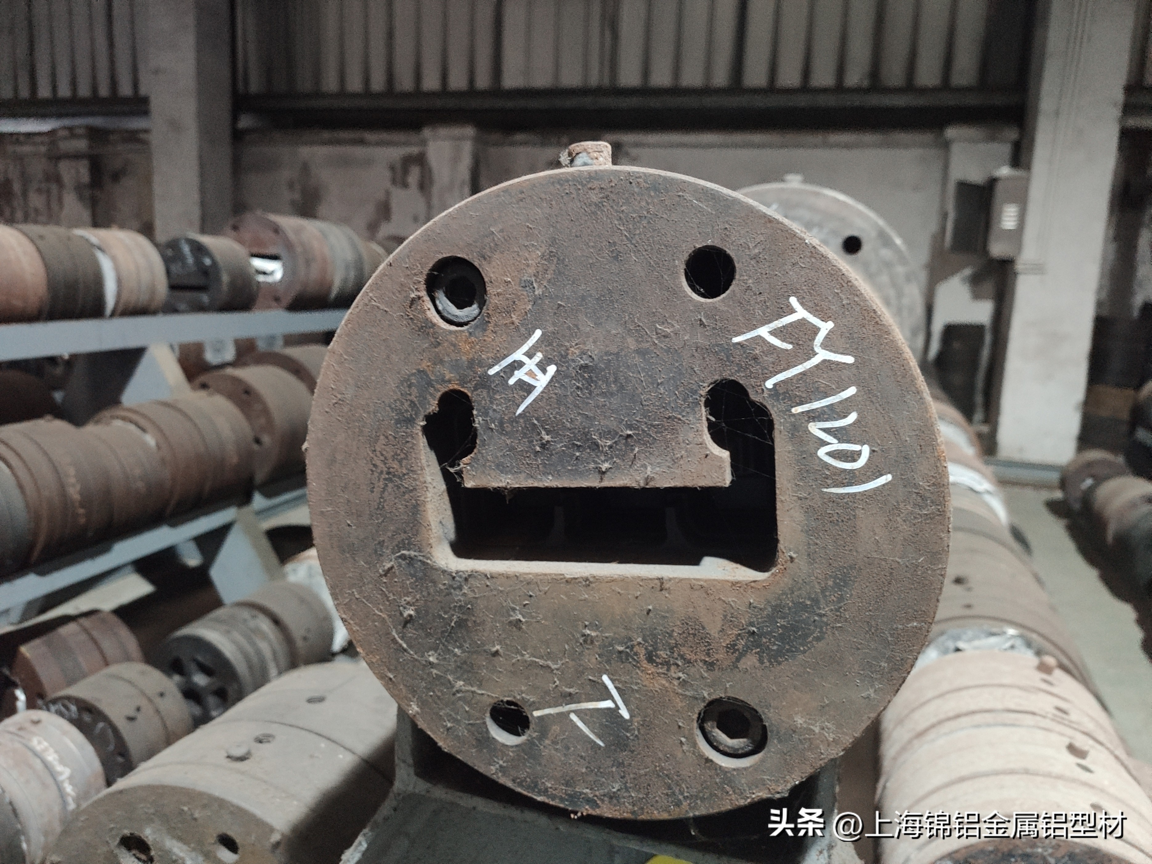 南通铝型材挤出模具,铝型材挤出腔体模具原理图