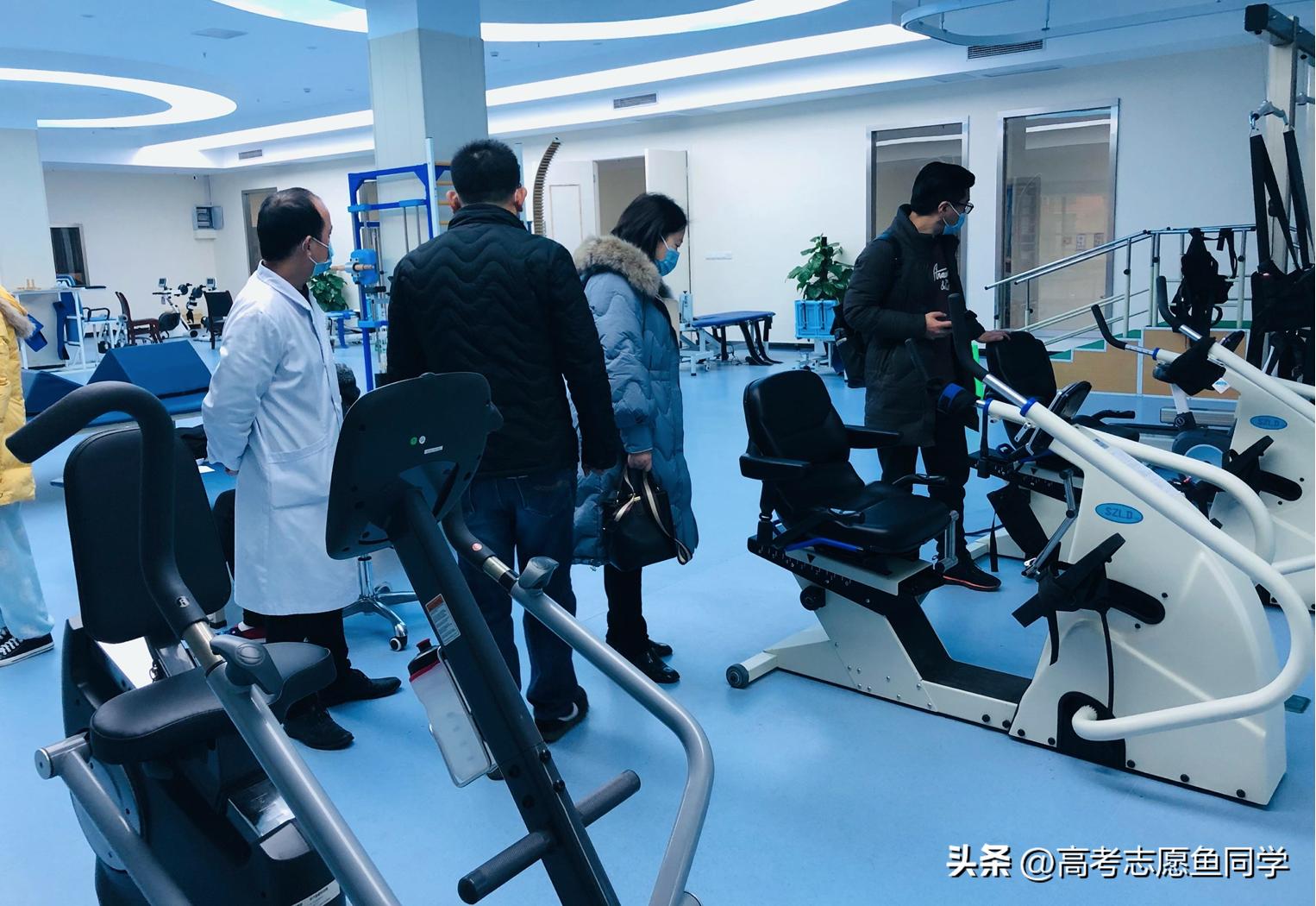 文科生可以学医选哪个专业好就业,文科生学医哪个专业好就业前景