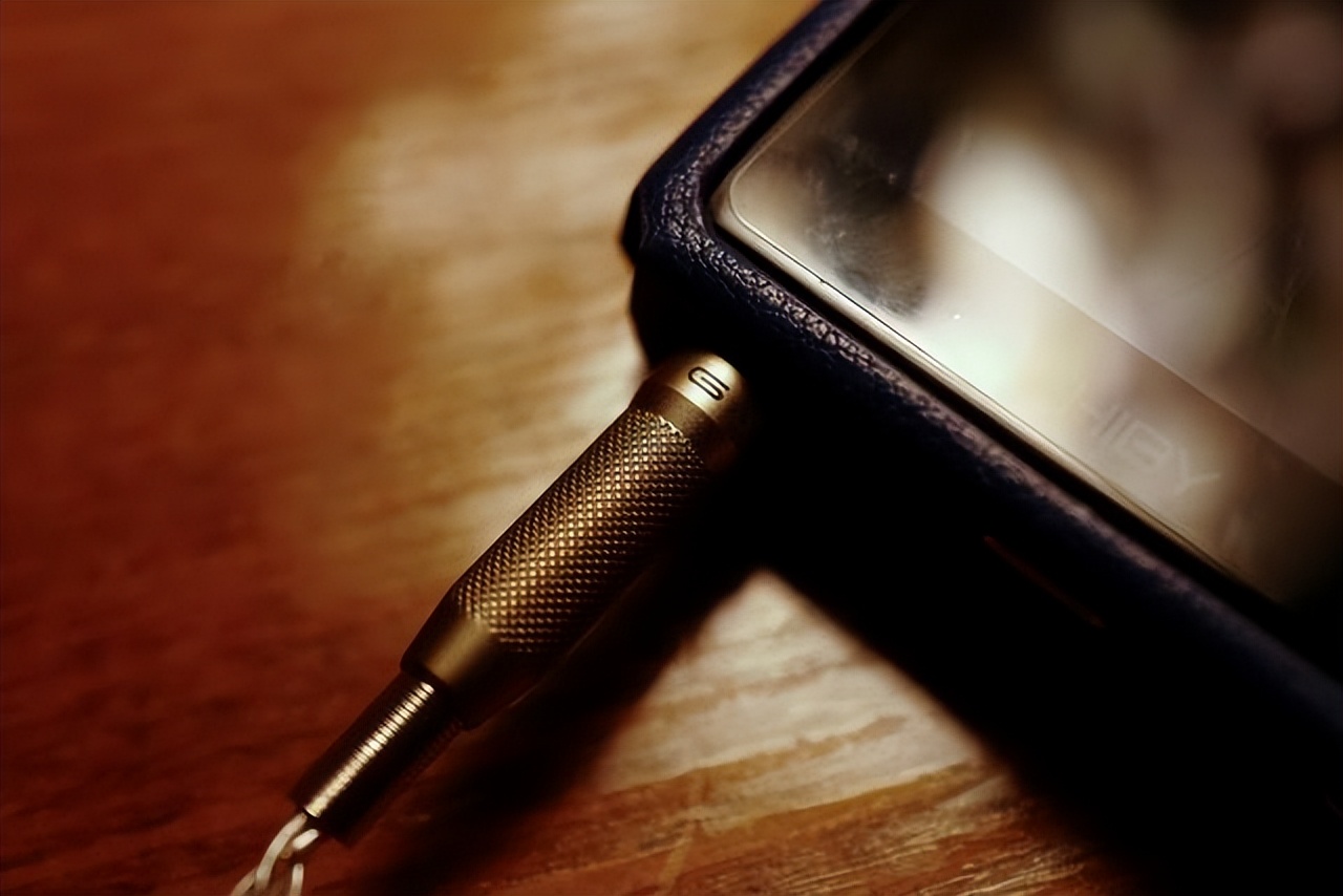 SIVGAM200是目前千元内最好听的平头塞?只要299元,但立了新标杆