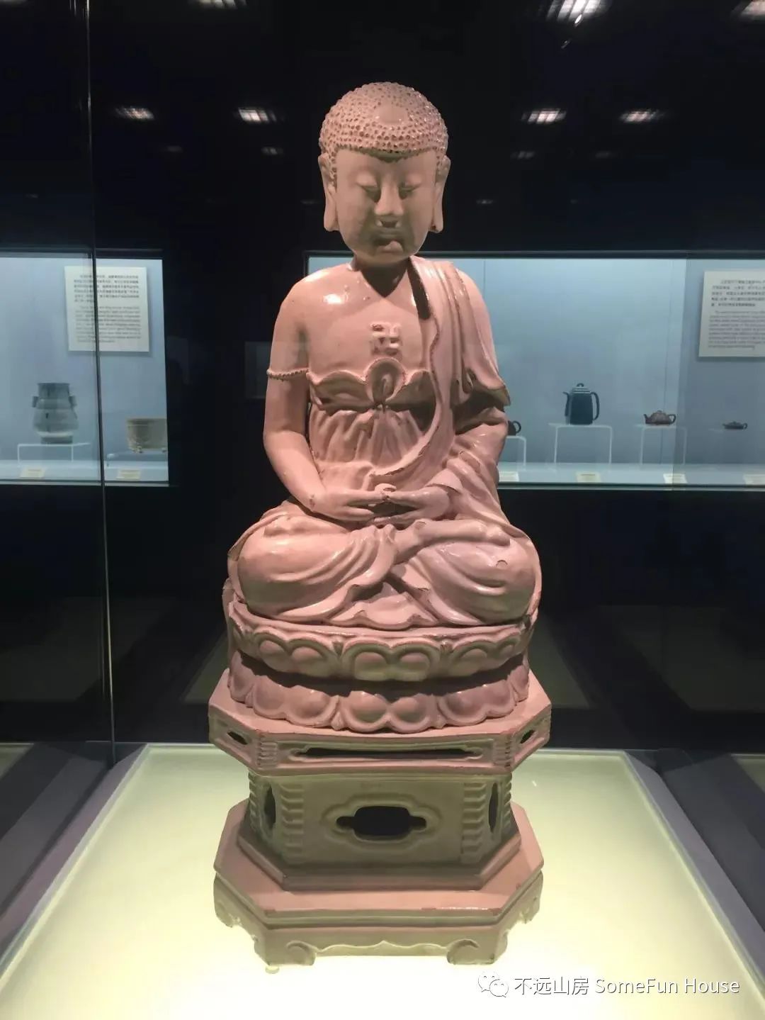 成化年间瓷器怎么样,明代成化弘治时期瓷器图