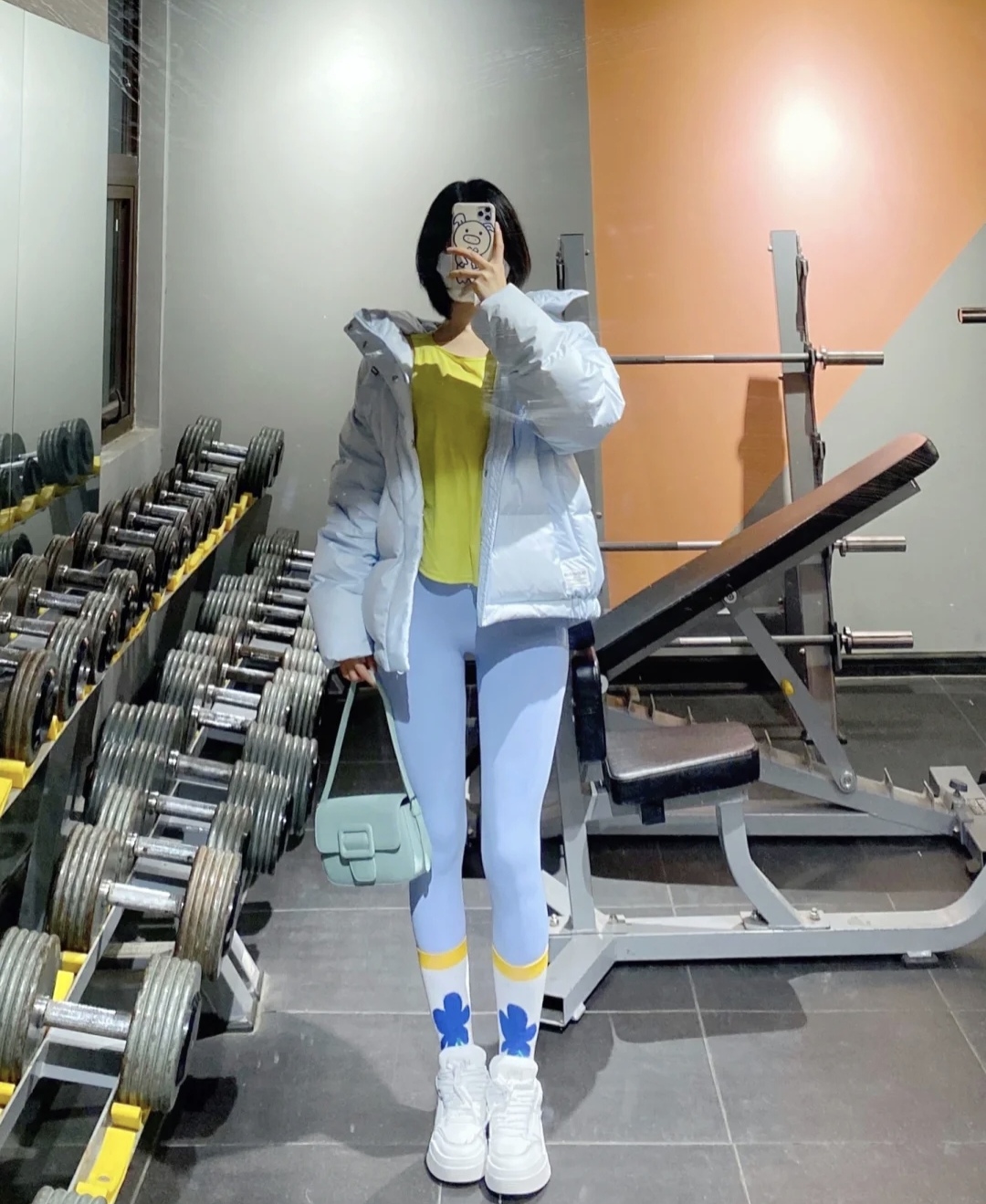 瑜伽裤穿出自然不做作风情,瑜伽裤穿出高级感