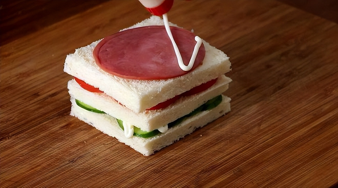 妈妈给孩子做早餐发朋友圈的话,儿子的一周不重样早餐