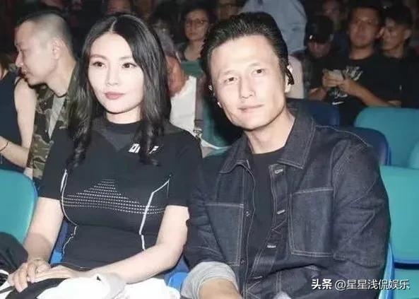 徐冬冬晒素颜怼脸照,徐冬冬晒照图片