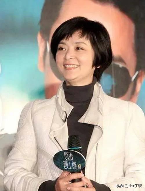 四位女明星出家你选择哪一位,87岁女尼姑