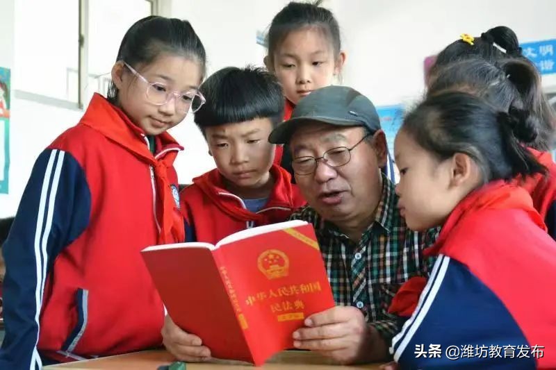 最新新闻周播报,新闻周播报完整版