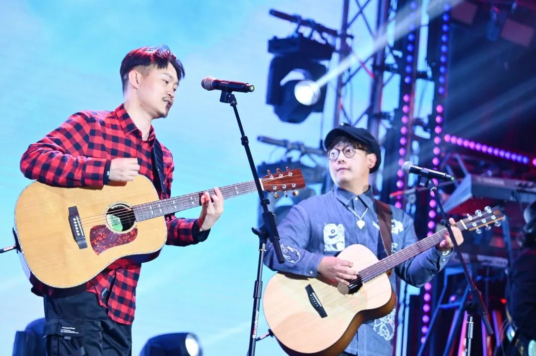 明天下午三点！Radio-Man电波先生+《畅驾欢乐点》全明星阵容邀你现场点歌