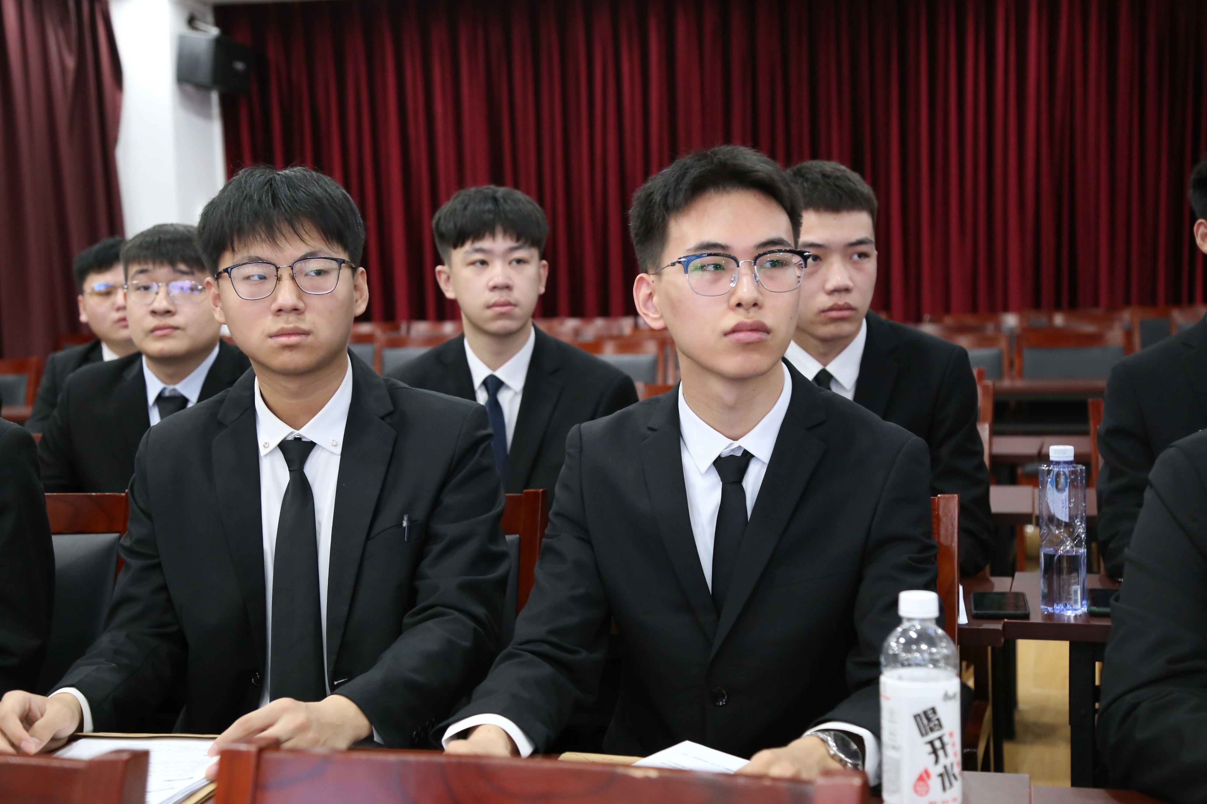 app开发找工作,app开发运营推广招聘