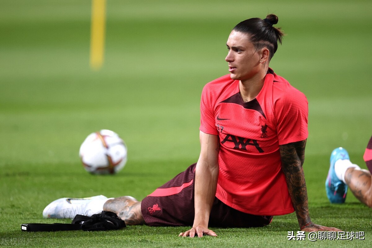 巴萨用两大条件吸引哈兰德,巴萨举步维艰目标对准哈兰德