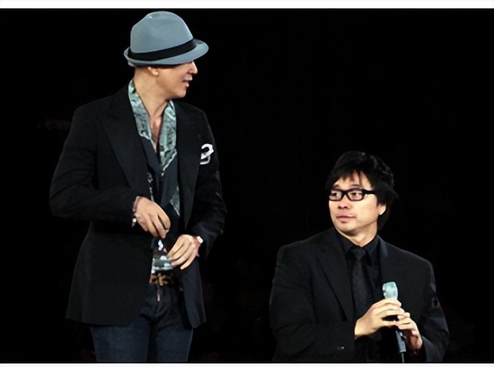 依宝诺经典传承系列腕表,中年男人戴什么智能手表